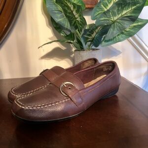 Brown men loafers slip ons with belt